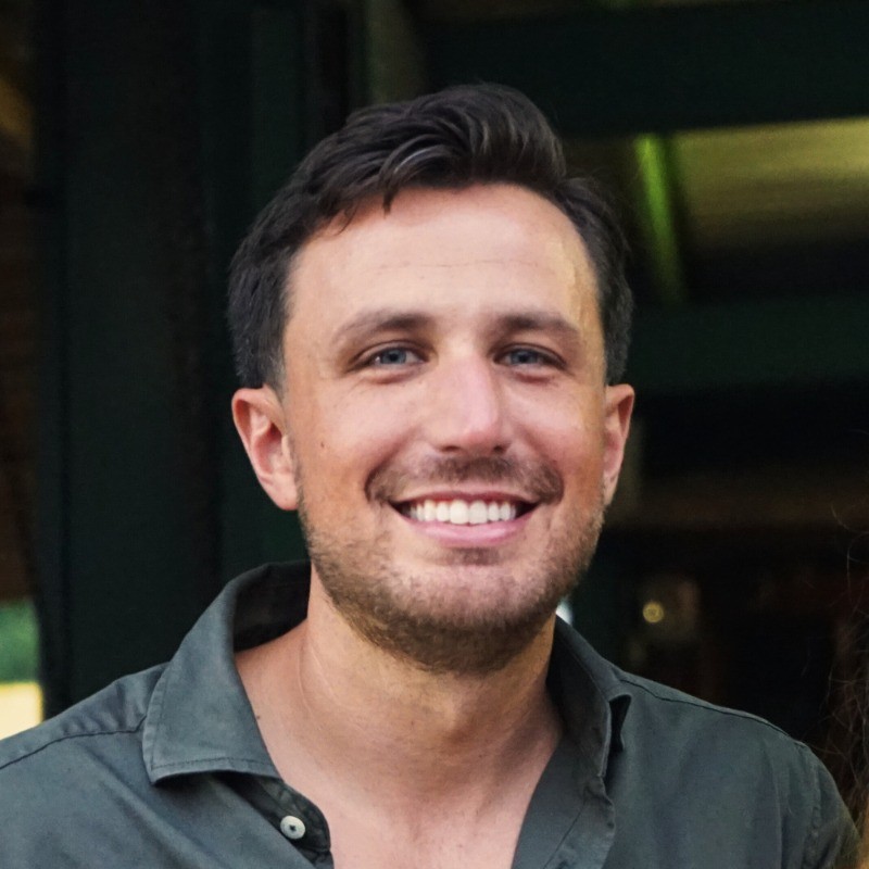 9 Holiday Marketing Strategies for a Profitable Season This 2024 | Raúl Galera